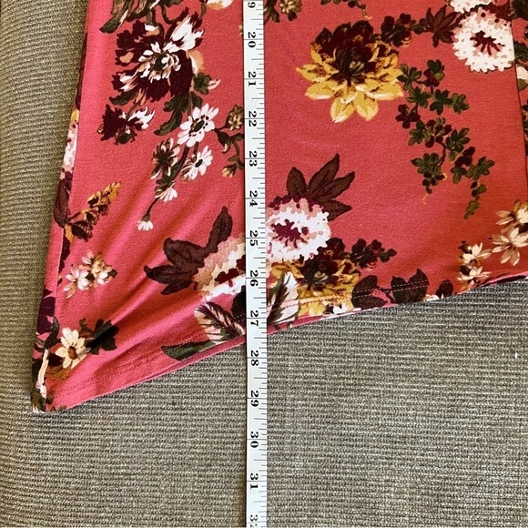 Ana - Floral tunic Top size Large - Picture 6 of 9